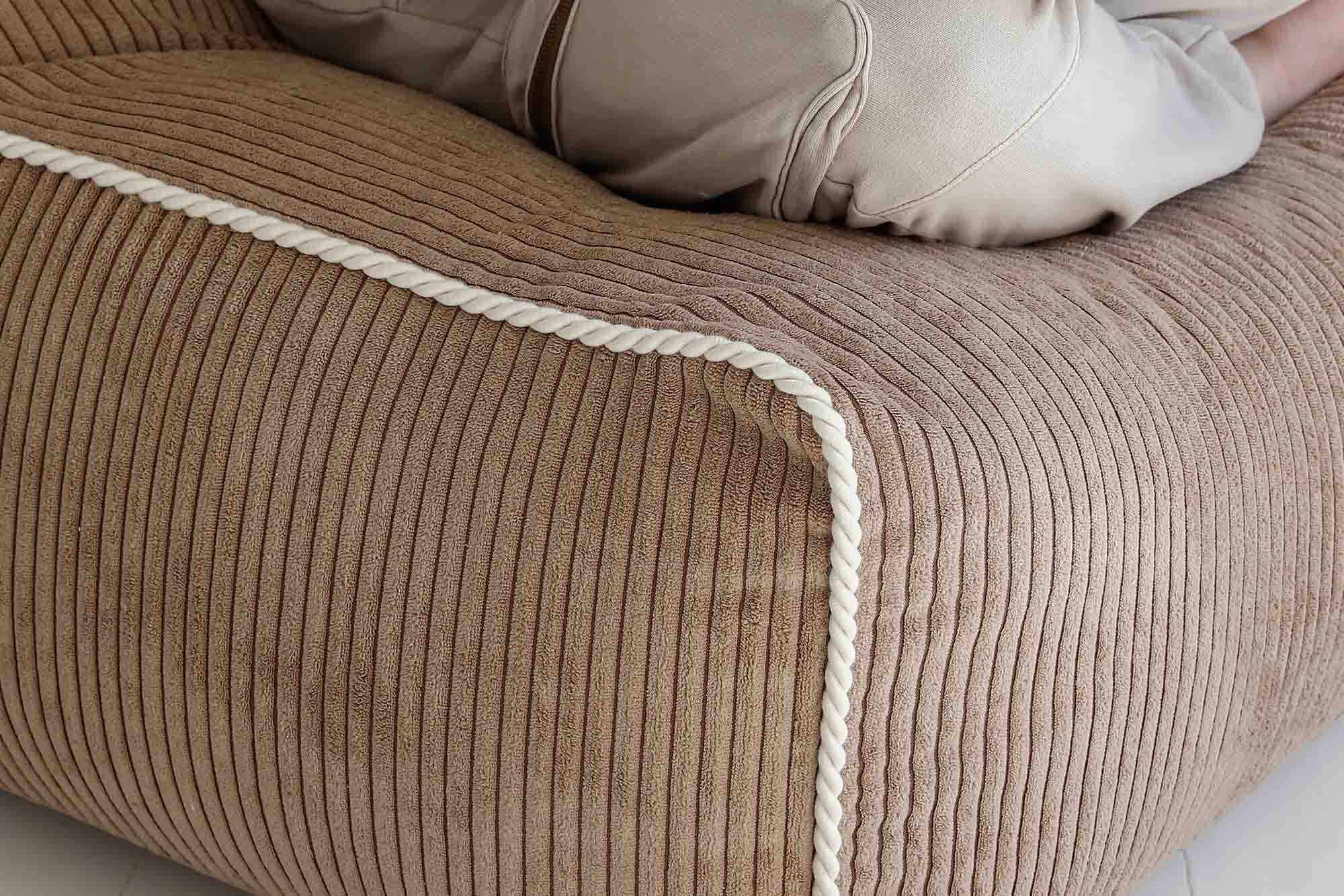 Kumo Chair Corduroy Chocolate