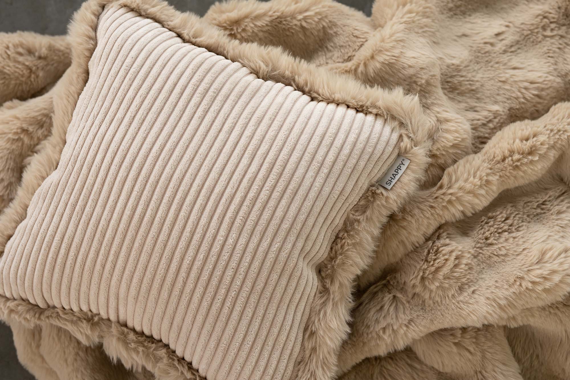 Snuggle Cushion Vanilla