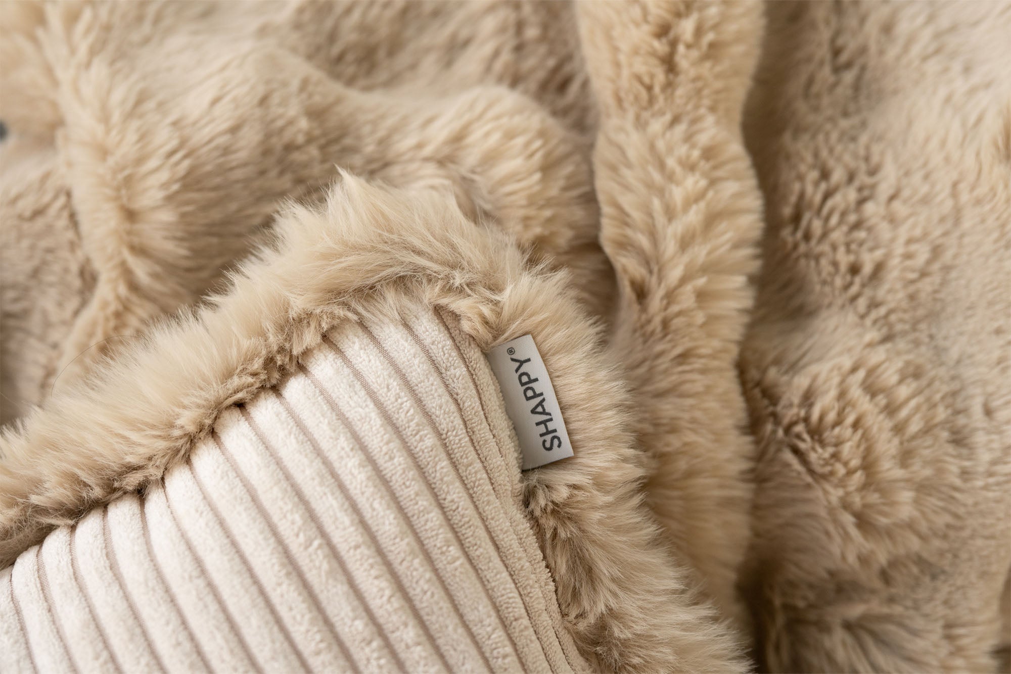 Snuggle Cushion Vanilla