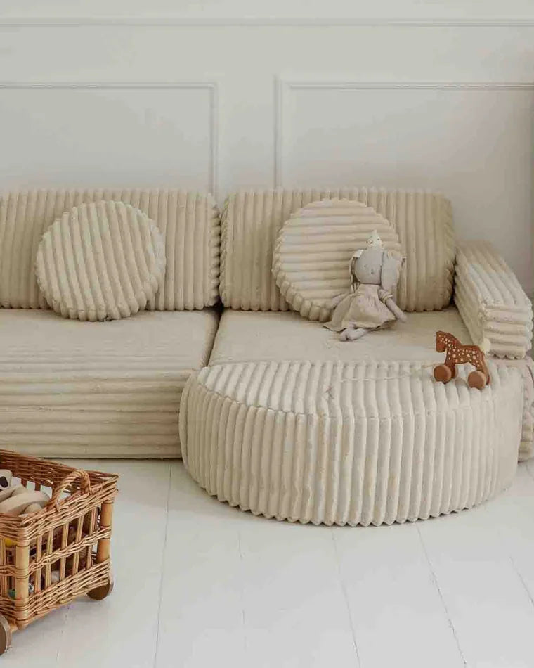 Rocker Waffle w kolorze Cream Beige na końcu sofy do zabawy Waffle