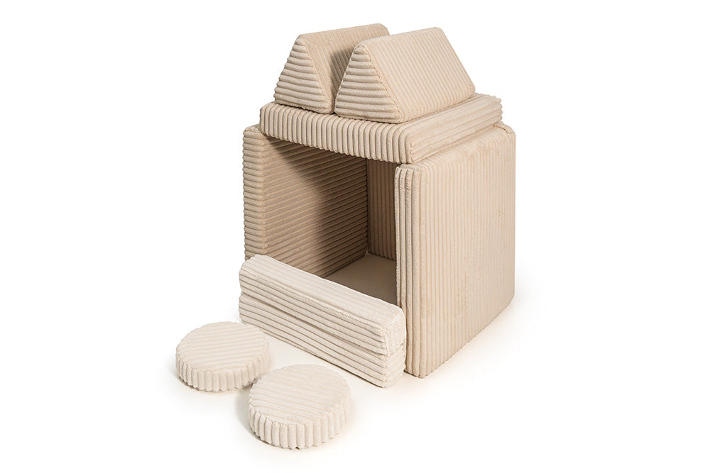 Play Sofa Waffle w kolorze Brown Sugar ustawiona jako kryjówka